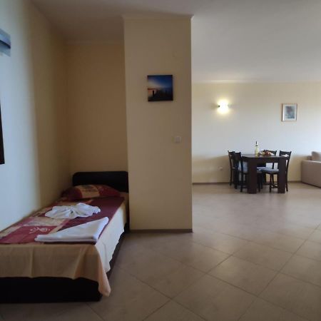 Europroperties Nikea Park 金沙 外观 照片