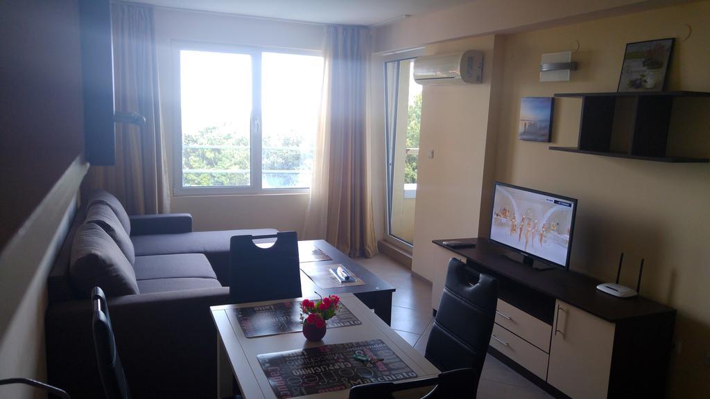 Europroperties Nikea Park 金沙 外观 照片