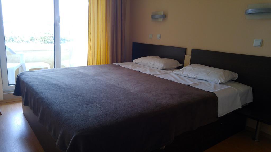 Europroperties Nikea Park 金沙 外观 照片